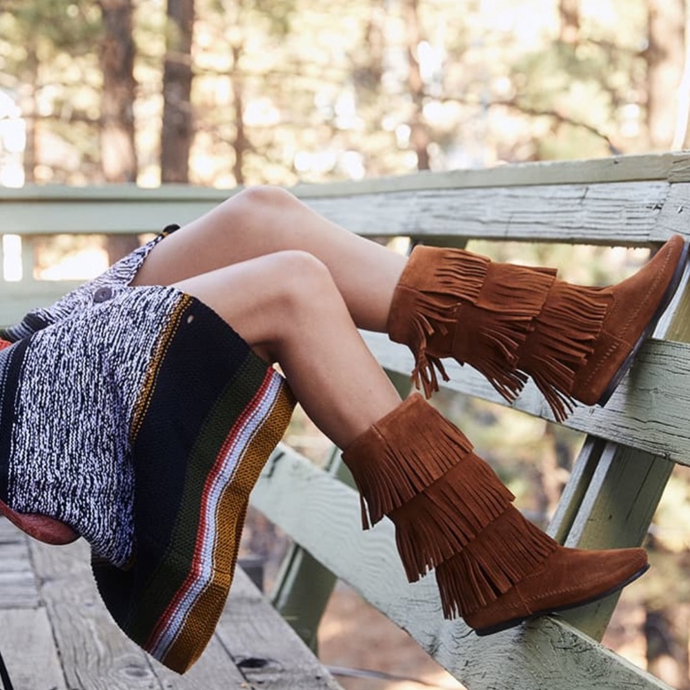 Minnetonka 3-Layer Fringe Boot